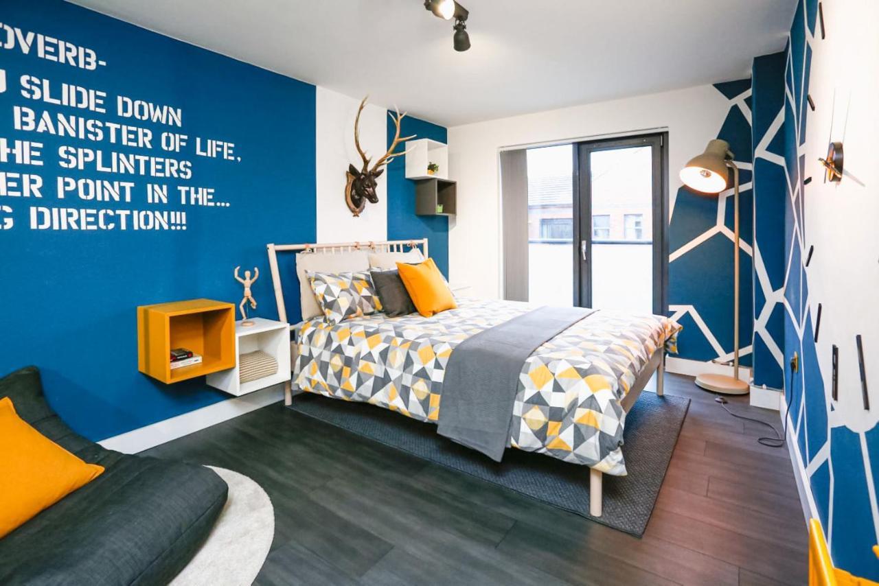 Funky City Apartment - Secure Parking - Wifi - Sleeps 6 - No Parties 벨파스트 외부 사진